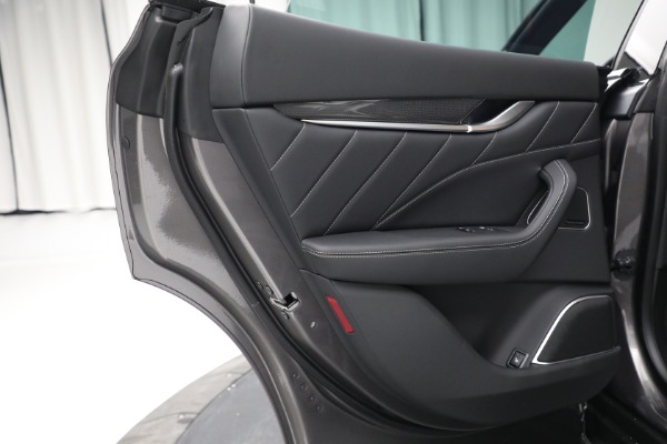 New 2022 Maserati Levante GT for sale $100,365 at Rolls-Royce Motor Cars Greenwich in Greenwich CT 06830 28