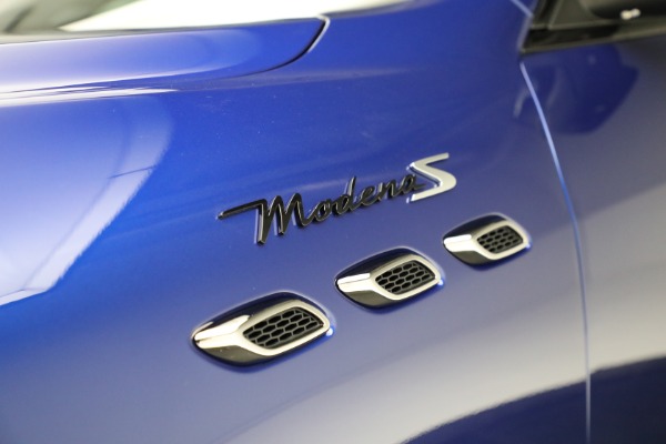 New 2022 Maserati Levante Modena S for sale Sold at Rolls-Royce Motor Cars Greenwich in Greenwich CT 06830 17