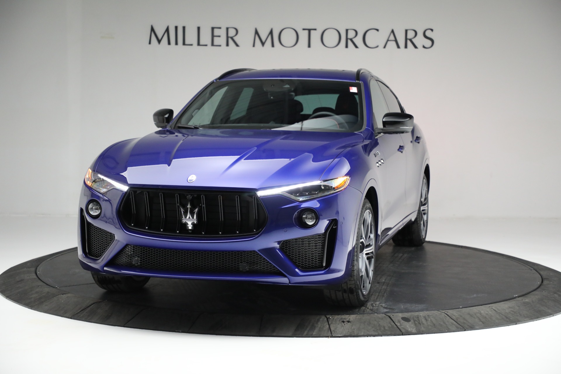 New 2022 Maserati Levante Modena S for sale $132,905 at Rolls-Royce Motor Cars Greenwich in Greenwich CT 06830 1
