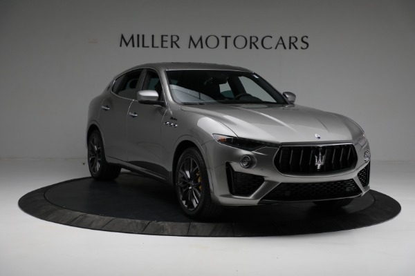 New 2022 Maserati Levante Modena for sale Sold at Rolls-Royce Motor Cars Greenwich in Greenwich CT 06830 11