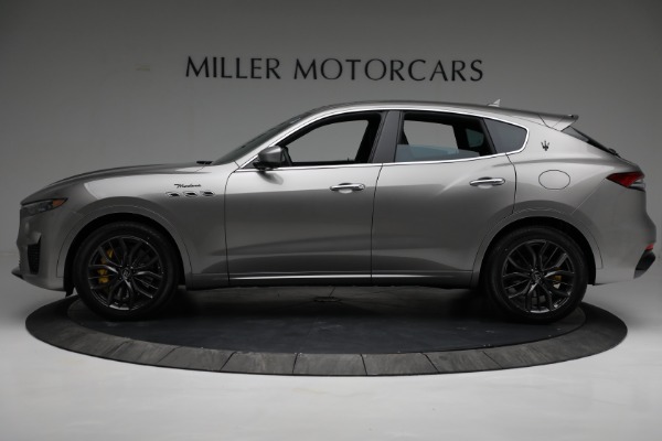 New 2022 Maserati Levante Modena for sale Sold at Rolls-Royce Motor Cars Greenwich in Greenwich CT 06830 3