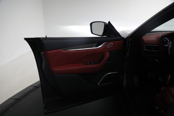 Used 2022 Maserati Levante Modena for sale Sold at Rolls-Royce Motor Cars Greenwich in Greenwich CT 06830 20