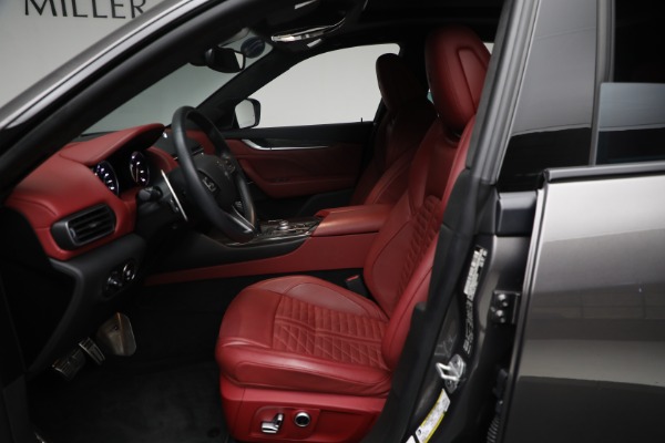 Used 2022 Maserati Levante Modena for sale Sold at Rolls-Royce Motor Cars Greenwich in Greenwich CT 06830 9