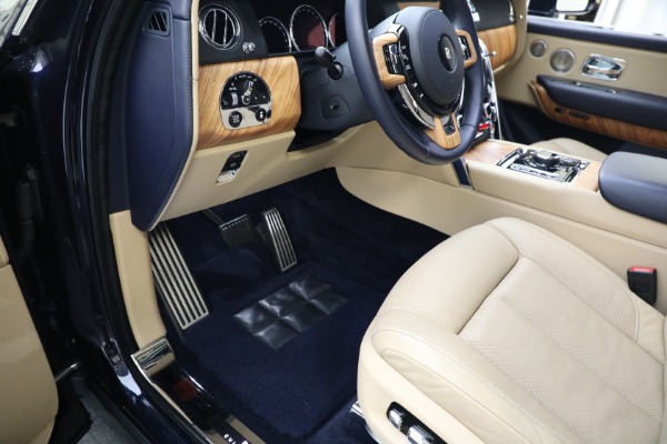 Used 2019 Rolls-Royce Cullinan for sale $419,900 at Rolls-Royce Motor Cars Greenwich in Greenwich CT 06830 27