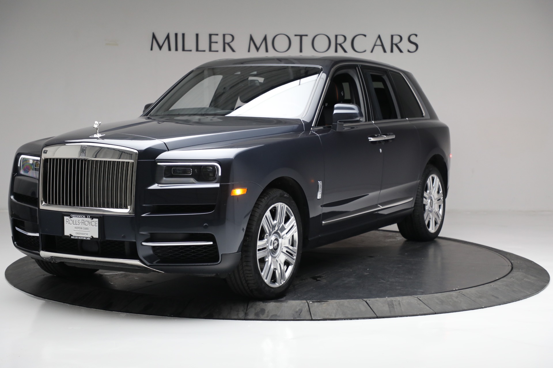 Used 2019 Rolls-Royce Cullinan for sale $229,900 at Rolls-Royce Motor Cars Greenwich in Greenwich CT 06830 2