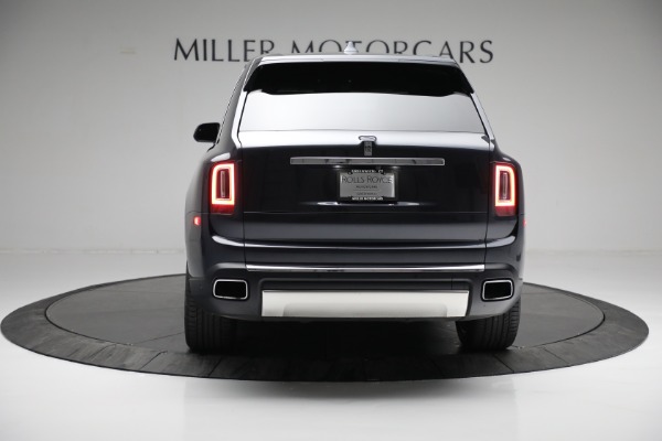 Used 2019 Rolls-Royce Cullinan for sale $229,900 at Rolls-Royce Motor Cars Greenwich in Greenwich CT 06830 8