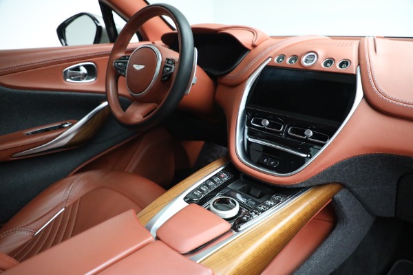 Used 2021 Aston Martin DBX for sale Sold at Rolls-Royce Motor Cars Greenwich in Greenwich CT 06830 21