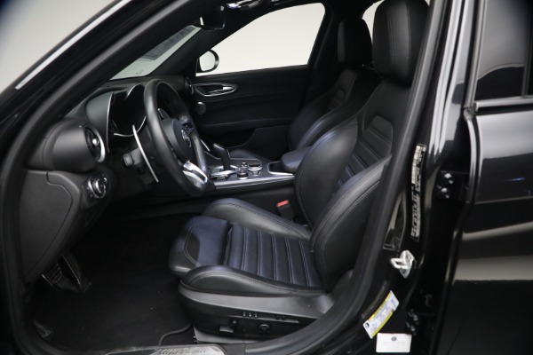 Used 2022 Alfa Romeo Giulia Veloce for sale $27,900 at Rolls-Royce Motor Cars Greenwich in Greenwich CT 06830 13