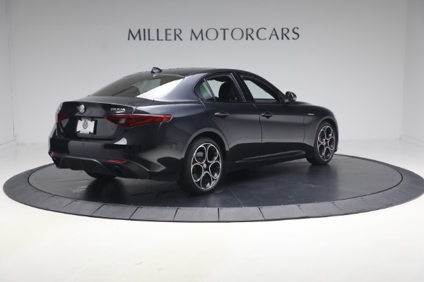 Used 2022 Alfa Romeo Giulia Veloce for sale $27,900 at Rolls-Royce Motor Cars Greenwich in Greenwich CT 06830 7