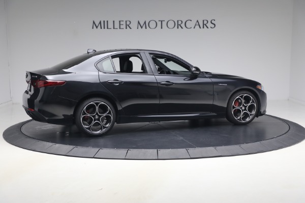 Used 2022 Alfa Romeo Giulia Veloce for sale $27,900 at Rolls-Royce Motor Cars Greenwich in Greenwich CT 06830 8