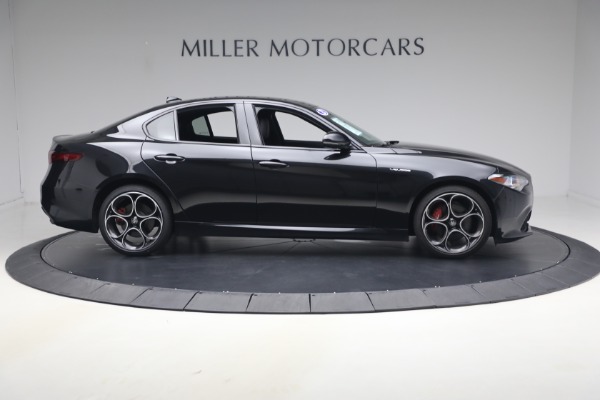 Used 2022 Alfa Romeo Giulia Veloce for sale $27,900 at Rolls-Royce Motor Cars Greenwich in Greenwich CT 06830 9