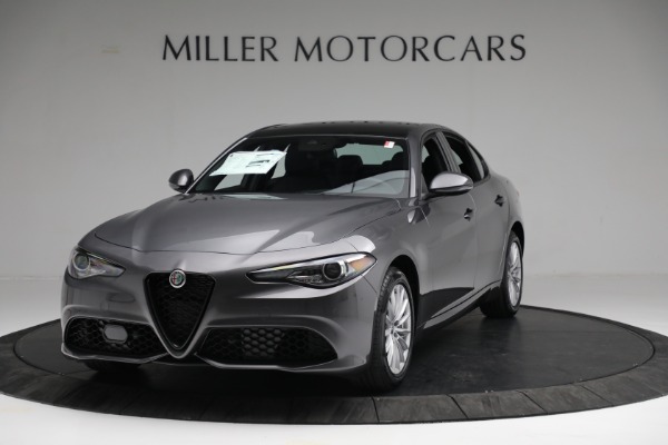 New 2022 Alfa Romeo Giulia Sprint for sale Sold at Rolls-Royce Motor Cars Greenwich in Greenwich CT 06830 1