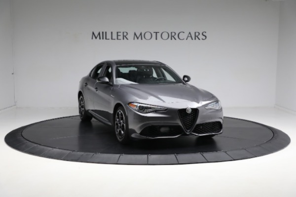 Used 2022 Alfa Romeo Giulia Veloce for sale Sold at Rolls-Royce Motor Cars Greenwich in Greenwich CT 06830 17