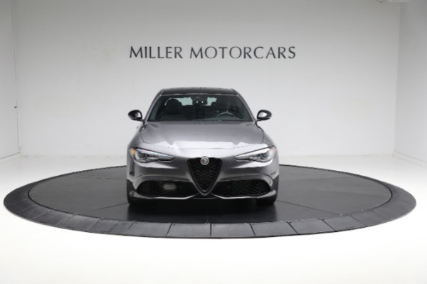 Used 2022 Alfa Romeo Giulia Veloce for sale Sold at Rolls-Royce Motor Cars Greenwich in Greenwich CT 06830 18