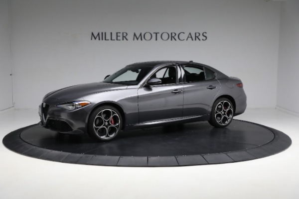 Used 2022 Alfa Romeo Giulia Veloce for sale Sold at Rolls-Royce Motor Cars Greenwich in Greenwich CT 06830 3
