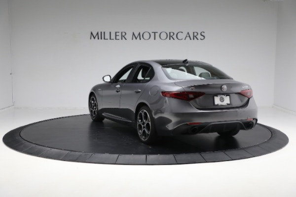 Used 2022 Alfa Romeo Giulia Veloce for sale Sold at Rolls-Royce Motor Cars Greenwich in Greenwich CT 06830 8
