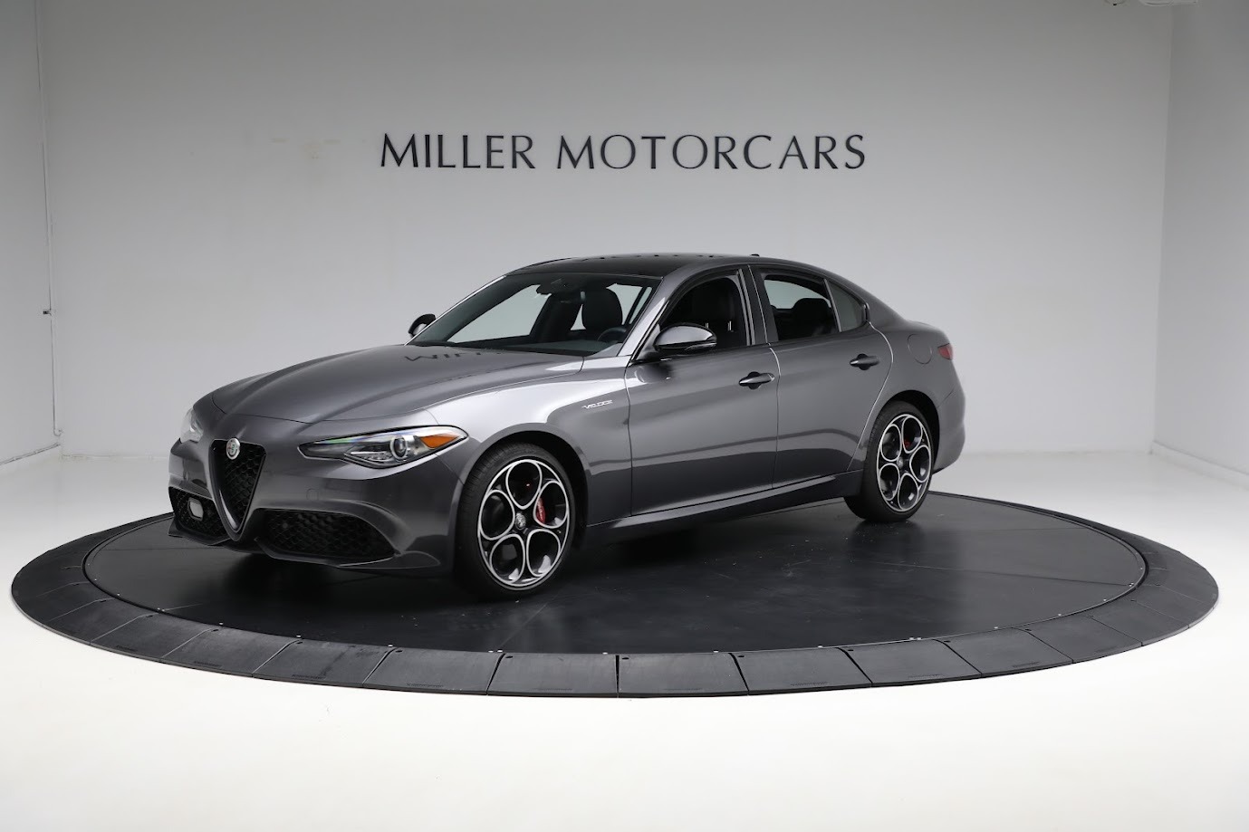 Used 2022 Alfa Romeo Giulia Veloce for sale Sold at Rolls-Royce Motor Cars Greenwich in Greenwich CT 06830 1