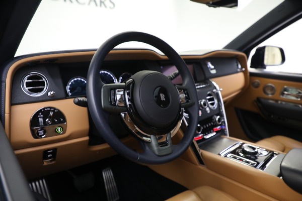 Used 2019 Rolls-Royce Cullinan for sale Sold at Rolls-Royce Motor Cars Greenwich in Greenwich CT 06830 15