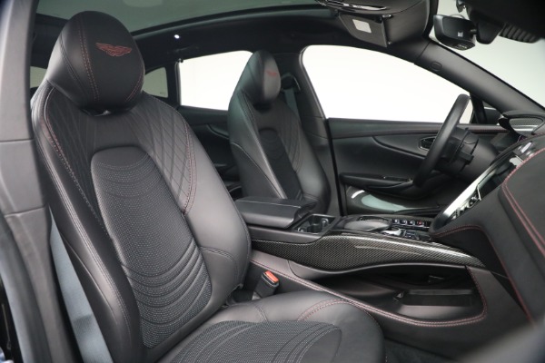 Used 2022 Aston Martin DBX for sale $115,900 at Rolls-Royce Motor Cars Greenwich in Greenwich CT 06830 25