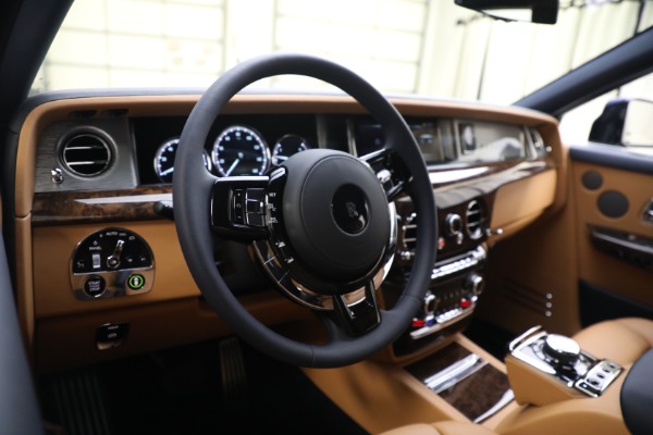 Used 2022 Rolls-Royce Phantom for sale Sold at Rolls-Royce Motor Cars Greenwich in Greenwich CT 06830 10