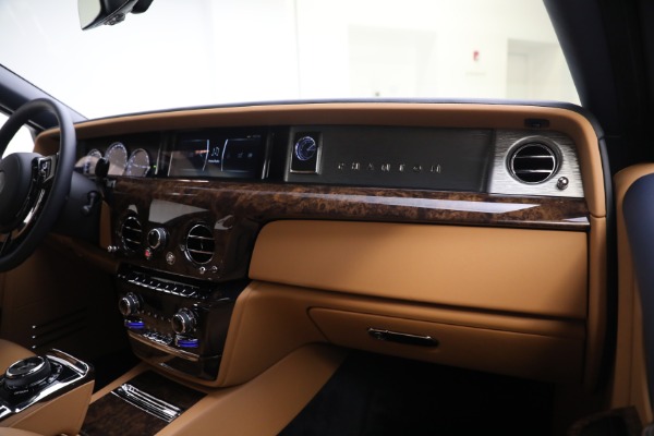 Used 2022 Rolls-Royce Phantom for sale Sold at Rolls-Royce Motor Cars Greenwich in Greenwich CT 06830 11