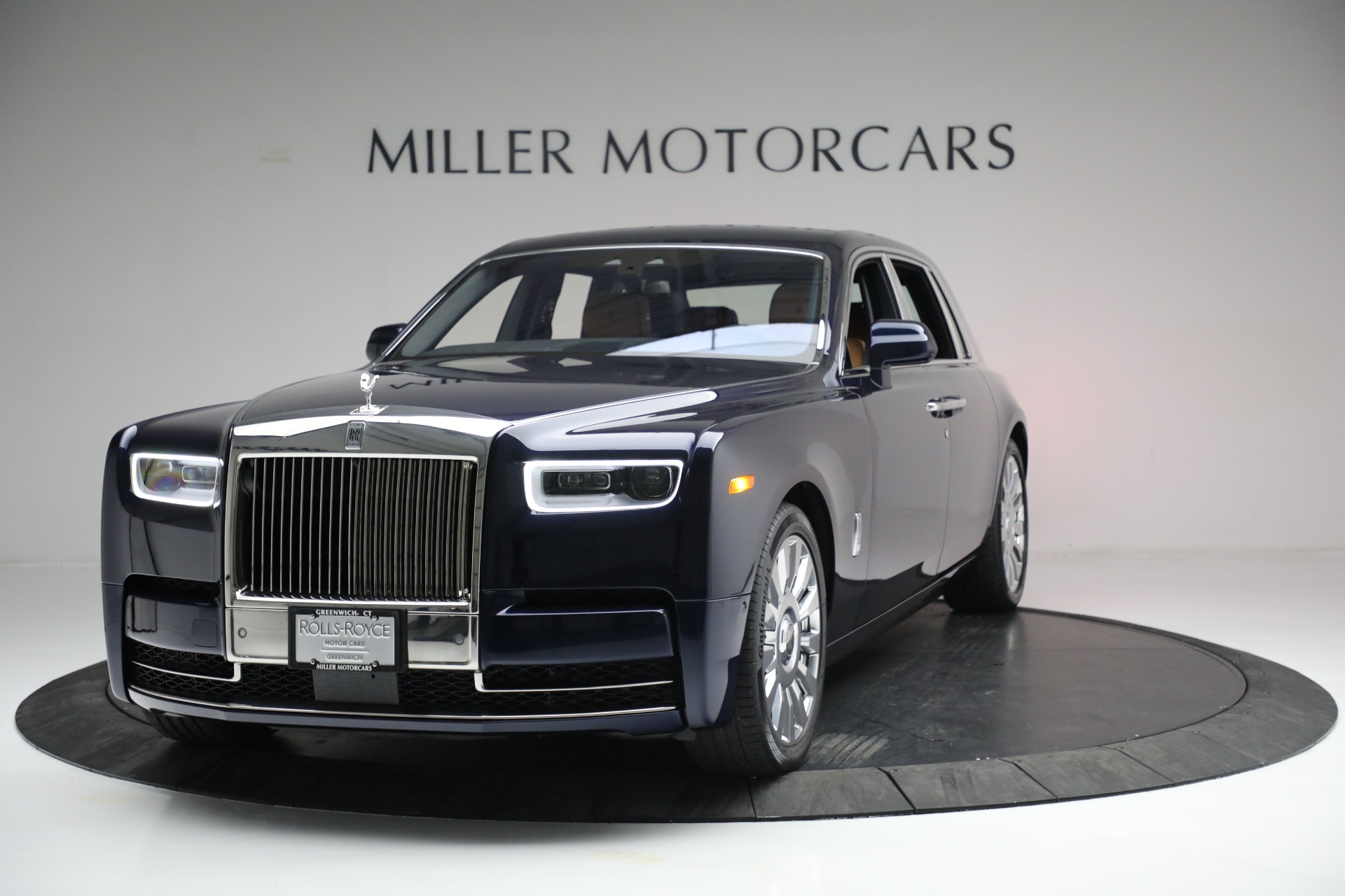 Used 2022 Rolls-Royce Phantom for sale $599,900 at Rolls-Royce Motor Cars Greenwich in Greenwich CT 06830 1