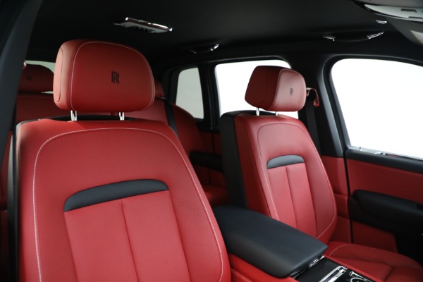 Used 2022 Rolls-Royce Black Badge Cullinan for sale $429,900 at Rolls-Royce Motor Cars Greenwich in Greenwich CT 06830 25