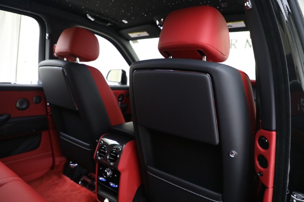 Used 2022 Rolls-Royce Black Badge Cullinan for sale $429,900 at Rolls-Royce Motor Cars Greenwich in Greenwich CT 06830 26