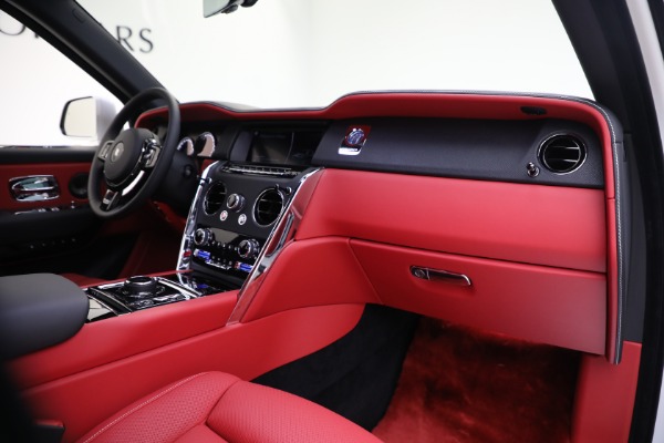 New 2022 Rolls-Royce Cullinan for sale Sold at Rolls-Royce Motor Cars Greenwich in Greenwich CT 06830 26