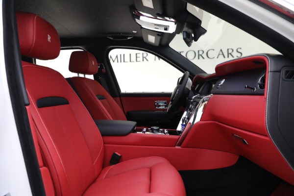 New 2022 Rolls-Royce Cullinan for sale Sold at Rolls-Royce Motor Cars Greenwich in Greenwich CT 06830 27