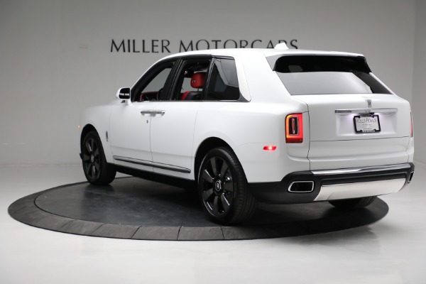 New 2022 Rolls-Royce Cullinan for sale Sold at Rolls-Royce Motor Cars Greenwich in Greenwich CT 06830 8