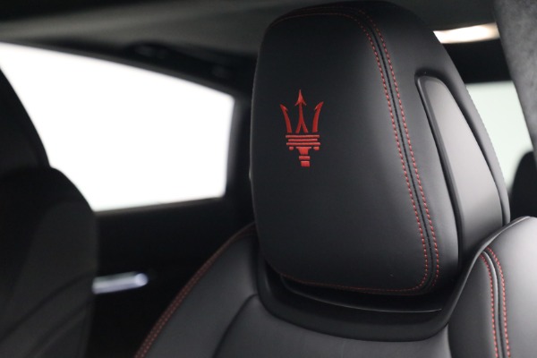 New 2022 Maserati Quattroporte Modena Q4 for sale Sold at Rolls-Royce Motor Cars Greenwich in Greenwich CT 06830 16