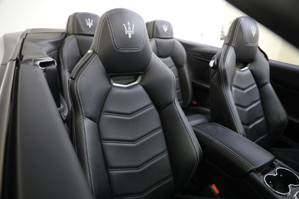 Used 2015 Maserati GranTurismo Sport for sale $79,900 at Rolls-Royce Motor Cars Greenwich in Greenwich CT 06830 22