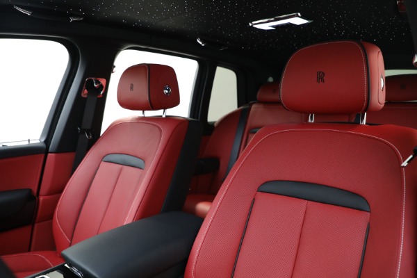 New 2022 Rolls-Royce Cullinan for sale Call for price at Rolls-Royce Motor Cars Greenwich in Greenwich CT 06830 20