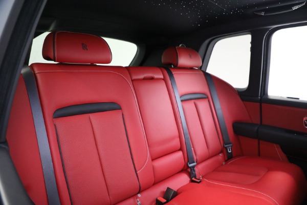 New 2022 Rolls-Royce Cullinan for sale Call for price at Rolls-Royce Motor Cars Greenwich in Greenwich CT 06830 23
