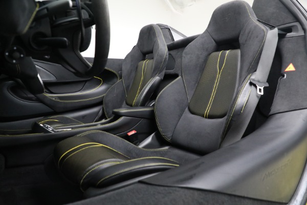Used 2018 McLaren 570S Spider for sale $199,900 at Rolls-Royce Motor Cars Greenwich in Greenwich CT 06830 25