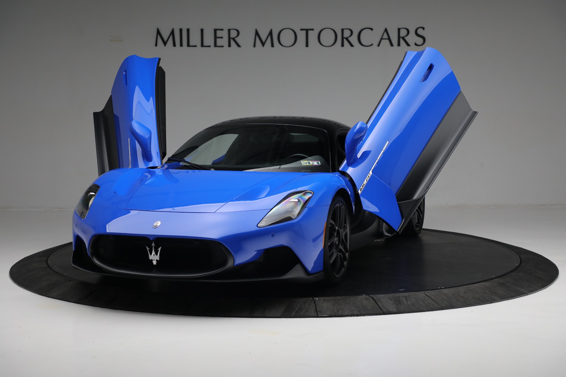 Used 2022 Maserati MC20 for sale Call for price at Rolls-Royce Motor Cars Greenwich in Greenwich CT 06830 1