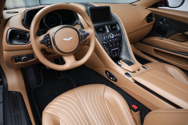 Used 2020 Aston Martin DB11 Volante for sale $214,900 at Rolls-Royce Motor Cars Greenwich in Greenwich CT 06830 19