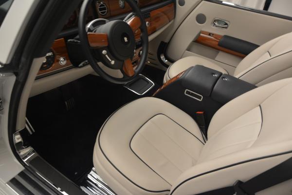 Used 2015 Rolls-Royce Phantom Drophead Coupe for sale Sold at Rolls-Royce Motor Cars Greenwich in Greenwich CT 06830 15