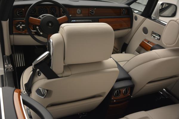 Used 2015 Rolls-Royce Phantom Drophead Coupe for sale Sold at Rolls-Royce Motor Cars Greenwich in Greenwich CT 06830 17