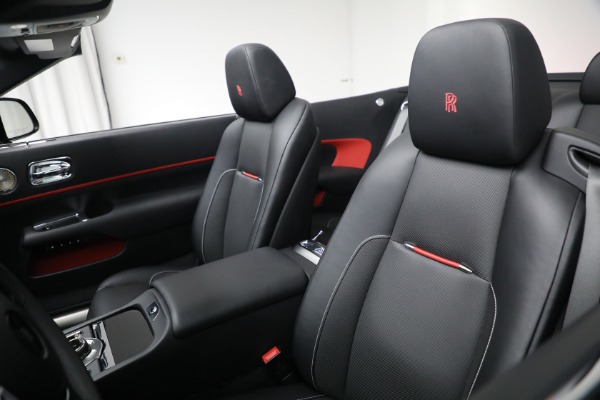 Used 2018 Rolls-Royce Black Badge Dawn for sale $355,900 at Rolls-Royce Motor Cars Greenwich in Greenwich CT 06830 18