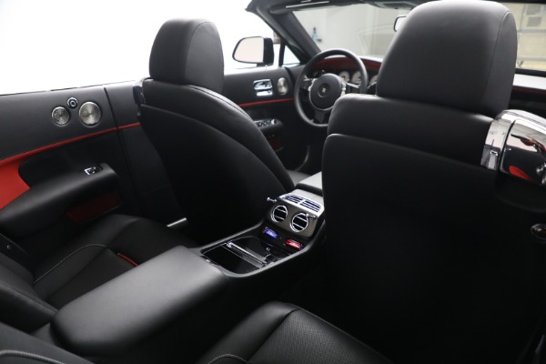 Used 2018 Rolls-Royce Black Badge Dawn for sale $355,900 at Rolls-Royce Motor Cars Greenwich in Greenwich CT 06830 21