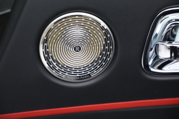 Used 2018 Rolls-Royce Black Badge Dawn for sale $355,900 at Rolls-Royce Motor Cars Greenwich in Greenwich CT 06830 27