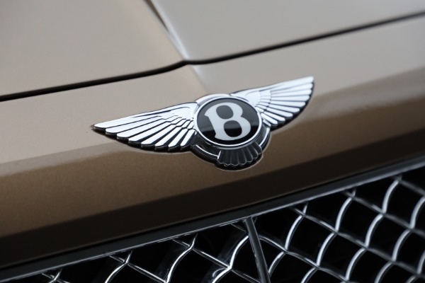 Used 2017 Bentley Bentayga W12 for sale Sold at Rolls-Royce Motor Cars Greenwich in Greenwich CT 06830 13