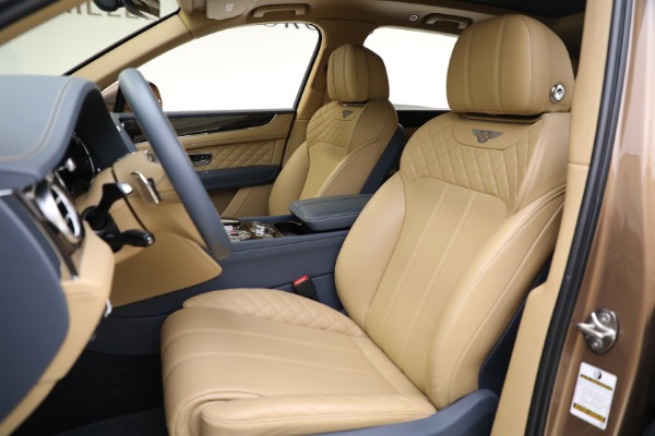 Used 2017 Bentley Bentayga W12 for sale Sold at Rolls-Royce Motor Cars Greenwich in Greenwich CT 06830 18