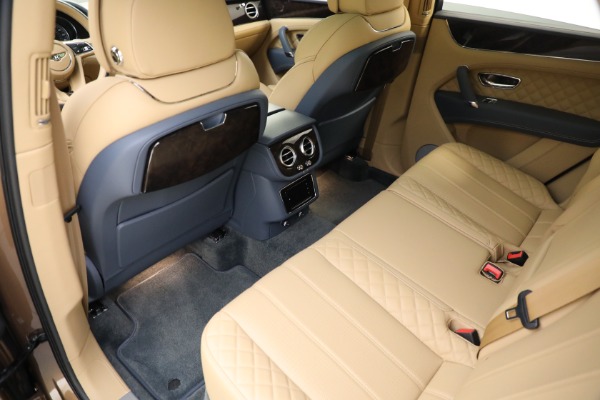 Used 2017 Bentley Bentayga W12 for sale Sold at Rolls-Royce Motor Cars Greenwich in Greenwich CT 06830 20