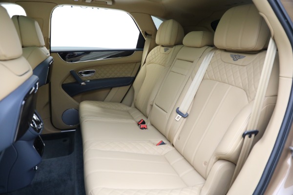Used 2017 Bentley Bentayga W12 for sale Sold at Rolls-Royce Motor Cars Greenwich in Greenwich CT 06830 22