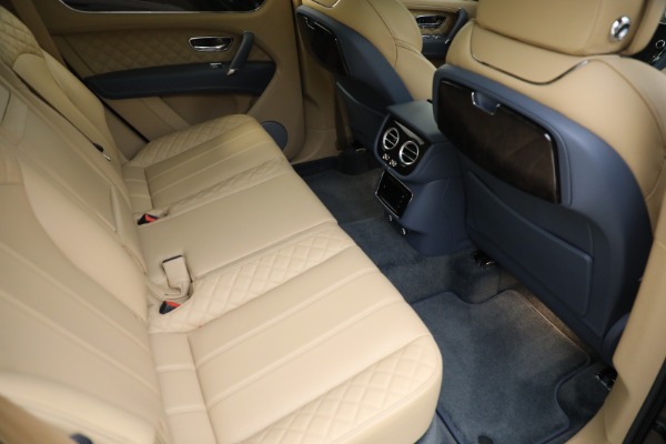 Used 2017 Bentley Bentayga W12 for sale Sold at Rolls-Royce Motor Cars Greenwich in Greenwich CT 06830 28