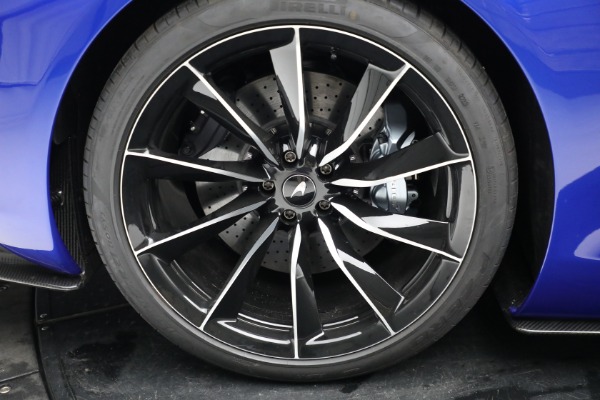 Used 2020 McLaren Speedtail for sale $2,600,000 at Rolls-Royce Motor Cars Greenwich in Greenwich CT 06830 28
