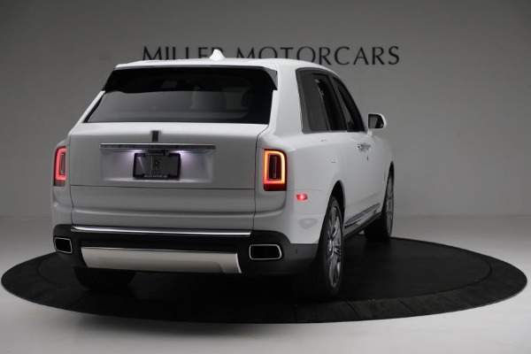 New 2022 Rolls-Royce Cullinan for sale Call for price at Rolls-Royce Motor Cars Greenwich in Greenwich CT 06830 10